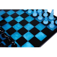 Jeu d'échecs en albâtre bleu
